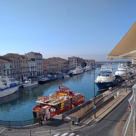 Grand T2 Au Coeur De Ville Avec Vue Sur Quais Et Mer Сет Екстериор снимка