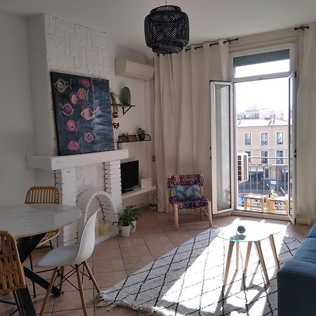 Grand T2 Au Coeur De Ville Avec Vue Sur Quais Et Mer Сет Екстериор снимка