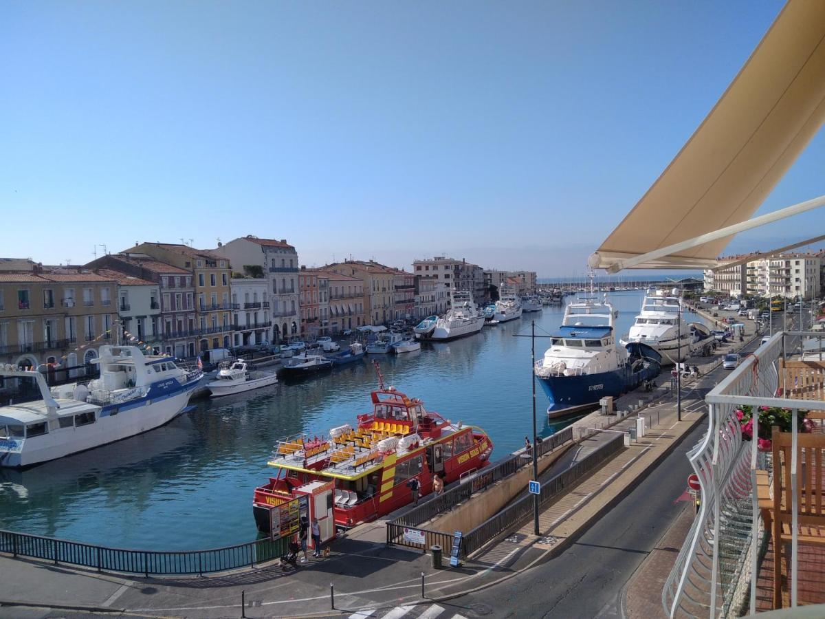Grand T2 Au Coeur De Ville Avec Vue Sur Quais Et Mer Сет Екстериор снимка